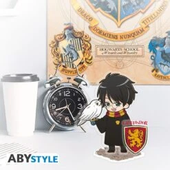 ABYstyle HARRY POTTER - Pck Mug320ml + Acryl® + Cartes Postales "Poudlard" 11 ABYstyle HARRY POTTER - Pck Mug320ml + Acryl® + Cartes Postales "Poudlard" -ABYstyle Boutique 3665361131885 5