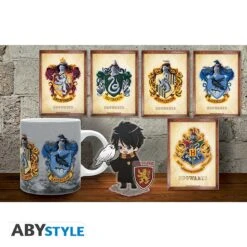 ABYstyle HARRY POTTER - Pck Mug320ml + Acryl® + Cartes Postales "Poudlard" 13 ABYstyle HARRY POTTER - Pck Mug320ml + Acryl® + Cartes Postales "Poudlard" -ABYstyle Boutique 3665361131885 7